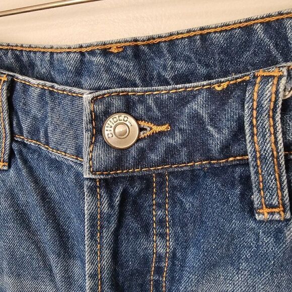 EUC H&M DIVIDED DISTRESSED JEANS HI RISE TAPERED SIZE 12 - Picture 11 of 14